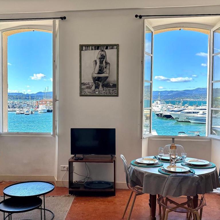 Le Majestic - Loft Vue d'Exception Port St-Tropez - Appartement 1 Chambre de Luxe - Vue sur Port - 1