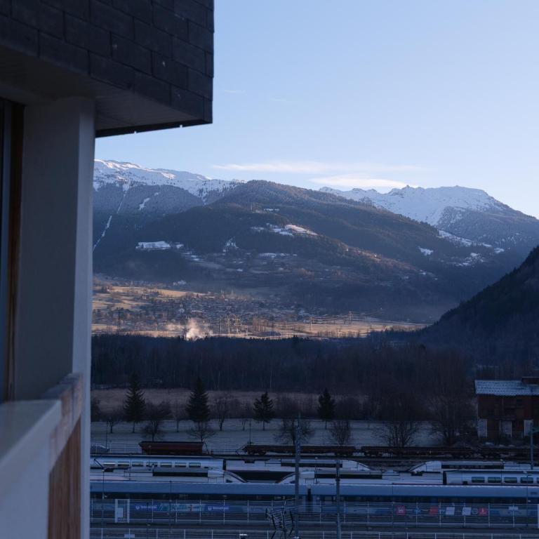 Les Trois Aiguilles - T4 à 500m du funiculaire - 3 balcons - Ski Room - Three-Bedroom Apartment - 7