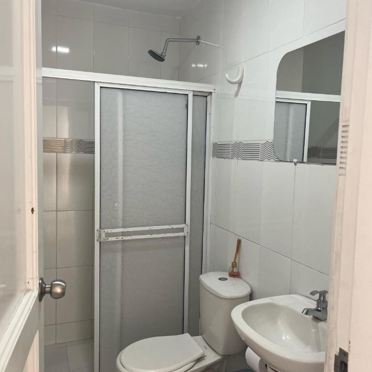 Apto en Edificio Centauro Ideal para tu estadia - Three-Bedroom Apartment - Oceanfront - 3