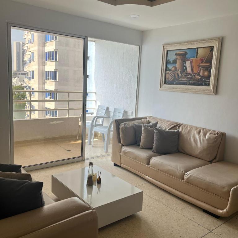 Apto en Edificio Centauro Ideal para tu estadia - Three-Bedroom Apartment - Oceanfront - 5
