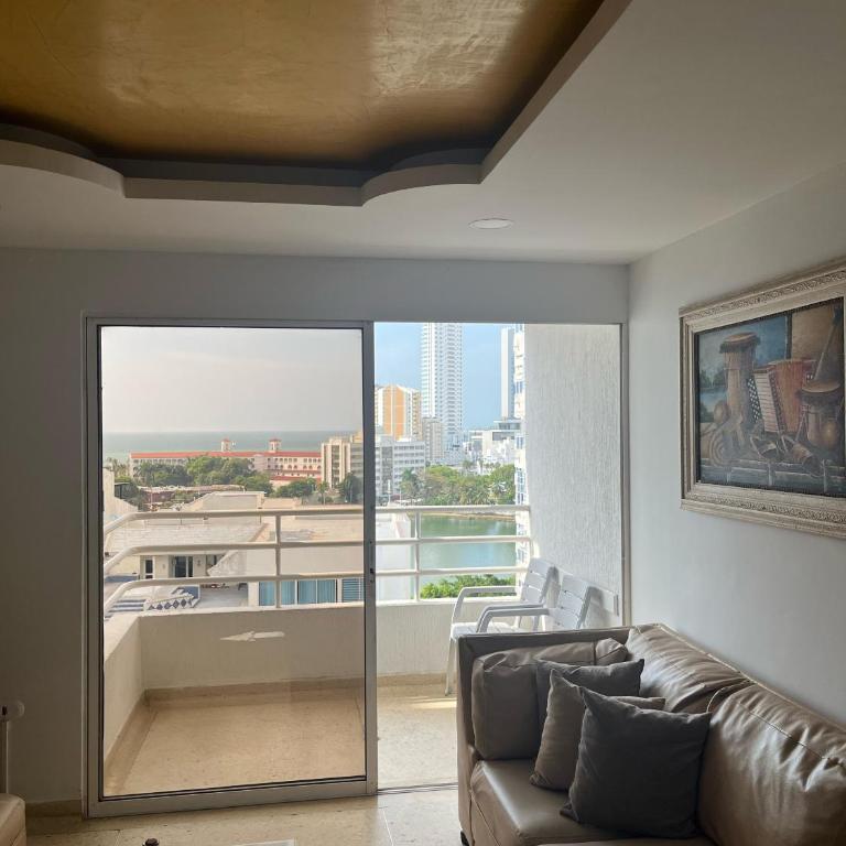 Apto en Edificio Centauro Ideal para tu estadia - Three-Bedroom Apartment - Oceanfront - 6