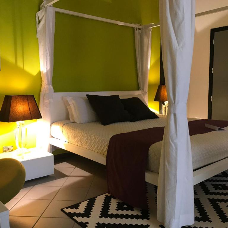 Snob Luxury Suite - Junior Suite with Sauna - 11