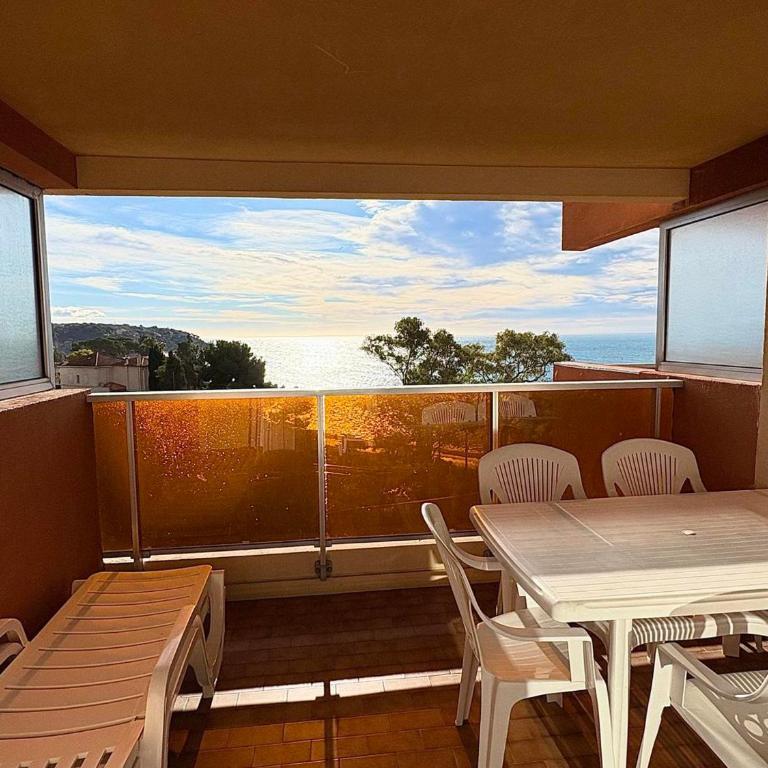 Appartement 6 personnes, vue mer, Wi-Fi inclus - FR-1-827-36 - Appartement - 1