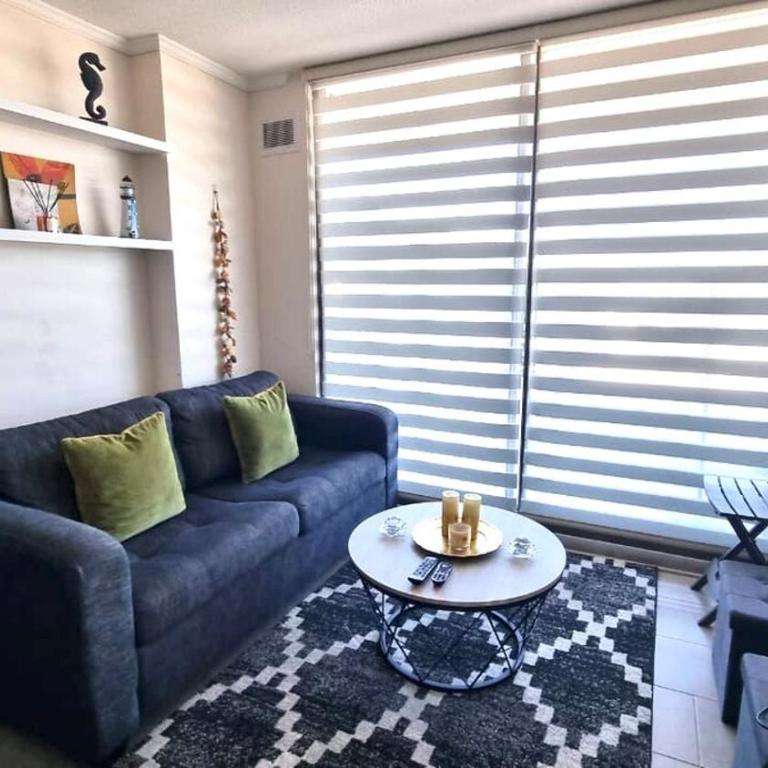 De Viña para el mundo - Two-Bedroom Apartment with Partial Ocean View - 1