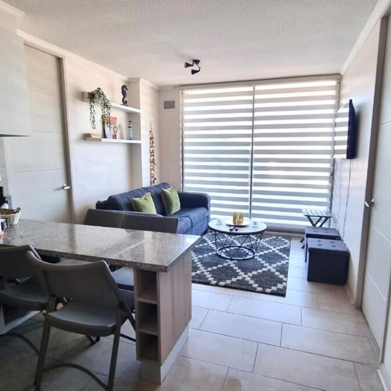 De Viña para el mundo - Two-Bedroom Apartment with Partial Ocean View - 3