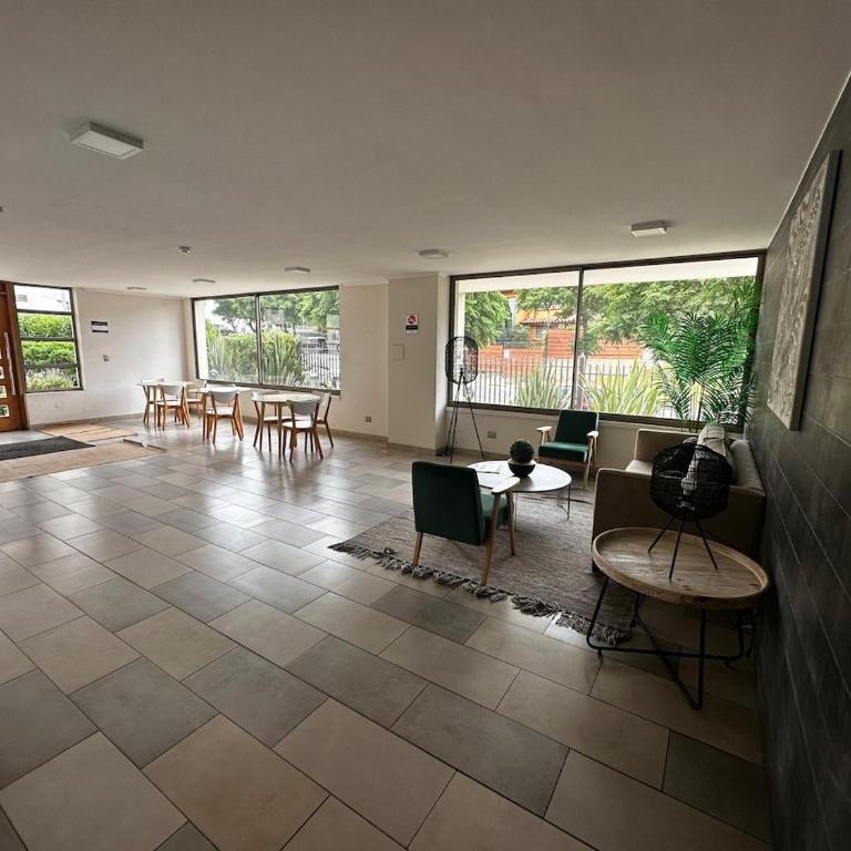 De Viña para el mundo - Two-Bedroom Apartment with Partial Ocean View - 4