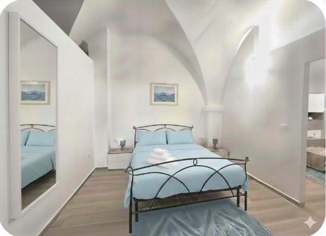 La dimora del centro storico - Apartment - 9