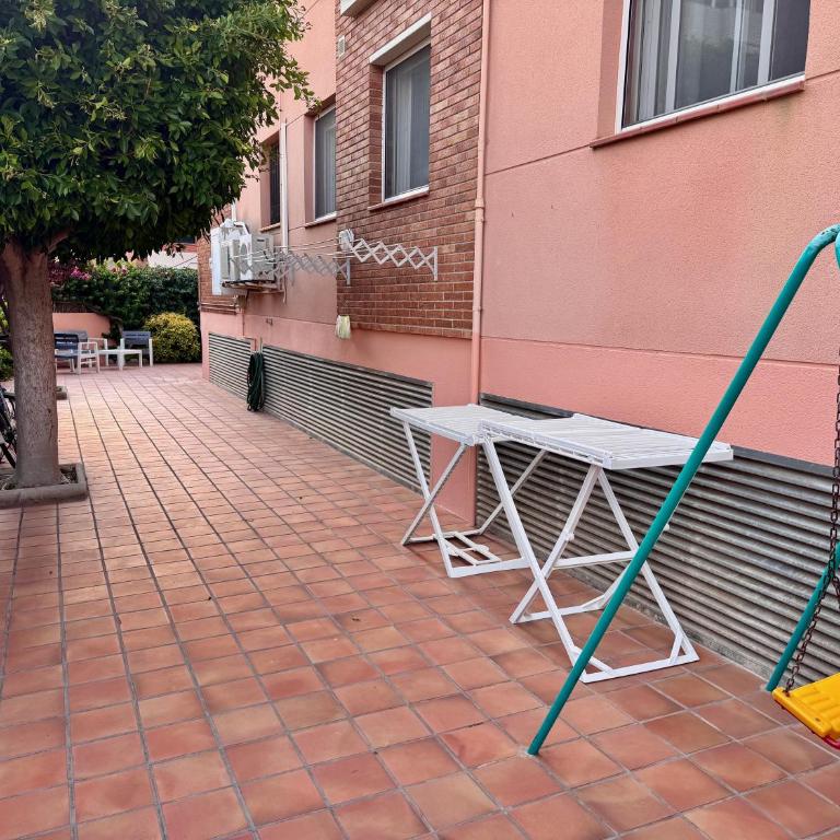 Ideal para familias con jardín privado, piscina y playa a 2 min - Apartamento - Planta baja - 19