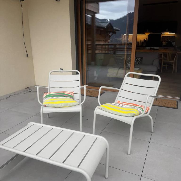 Ski-In Ski-Out Mountain View with Balcony - Appartement avec Vue et Balcon - 22