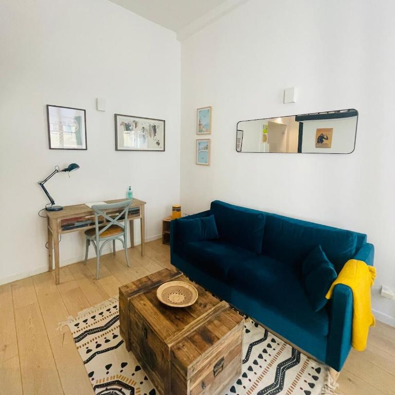 Bright modern studio, Nice Port, walk to tram and beach! - Appartement 1 Chambre - 1