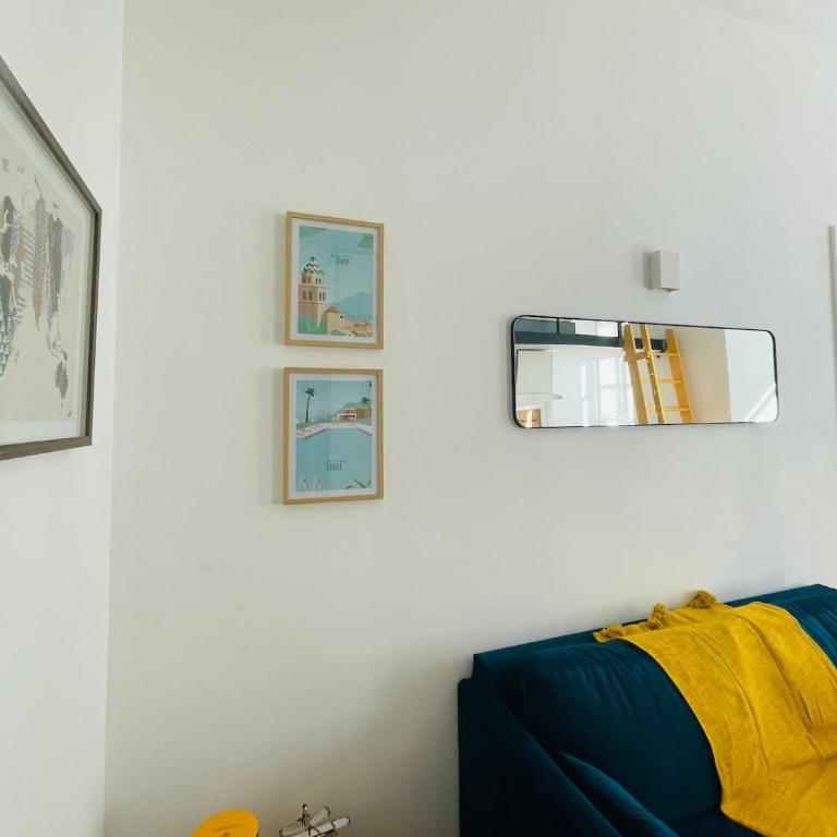 Bright modern studio, Nice Port, walk to tram and beach! - Appartement 1 Chambre - 25