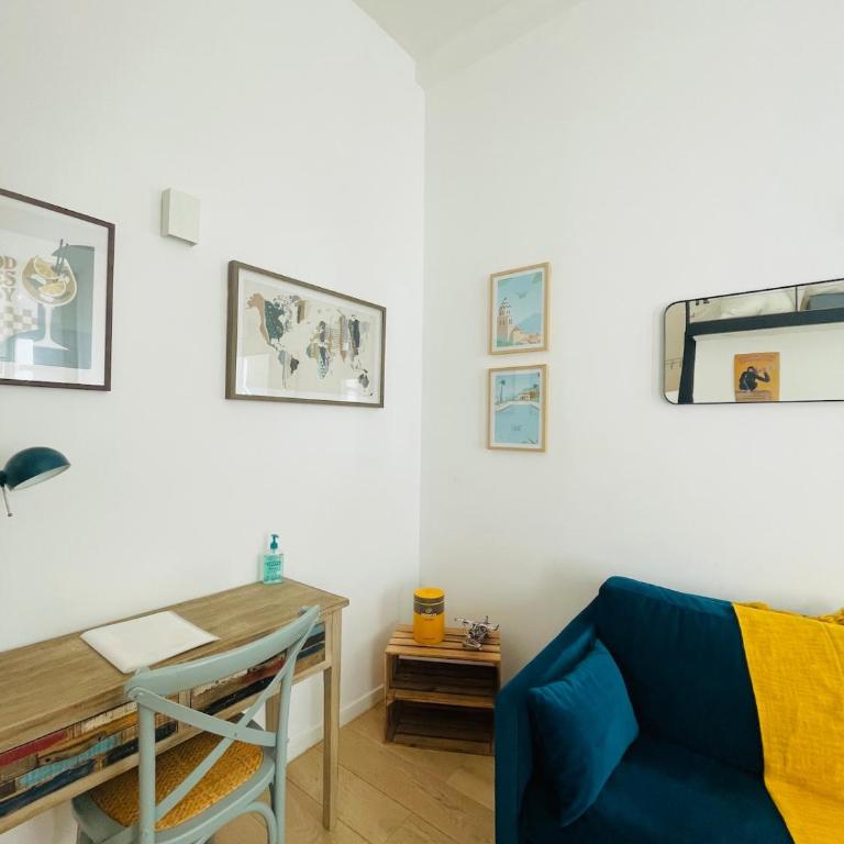 Bright modern studio, Nice Port, walk to tram and beach! - Appartement 1 Chambre - 34