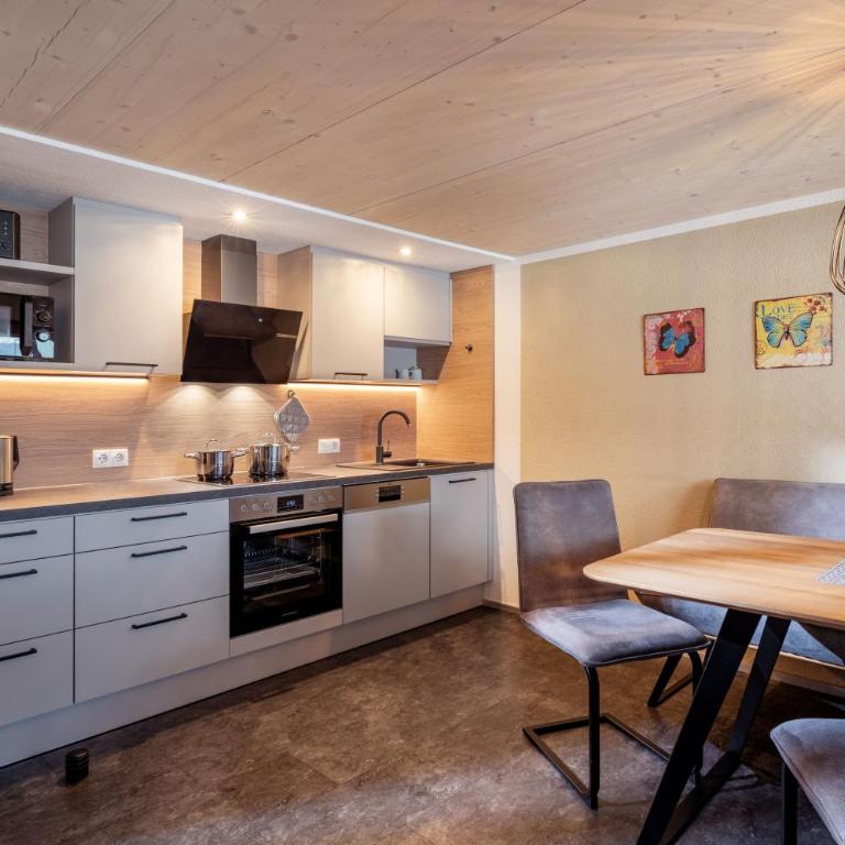 Hof Neuhaus - Apartment 1 mit 2 Schlafzimmern - 7