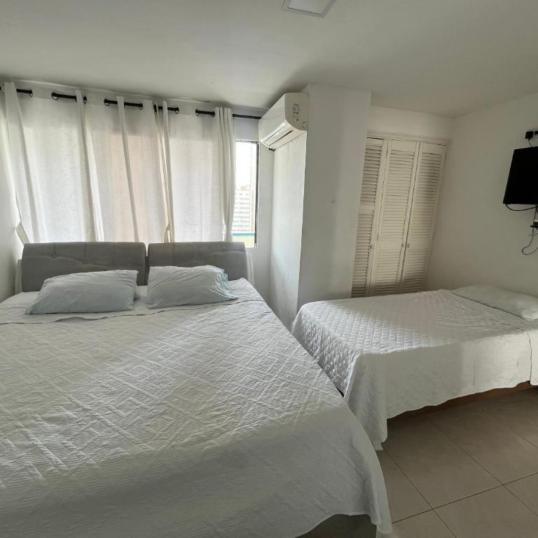 Portofino Apartments - Two-Bedroom Apartment with Balcony and Sea View - 17