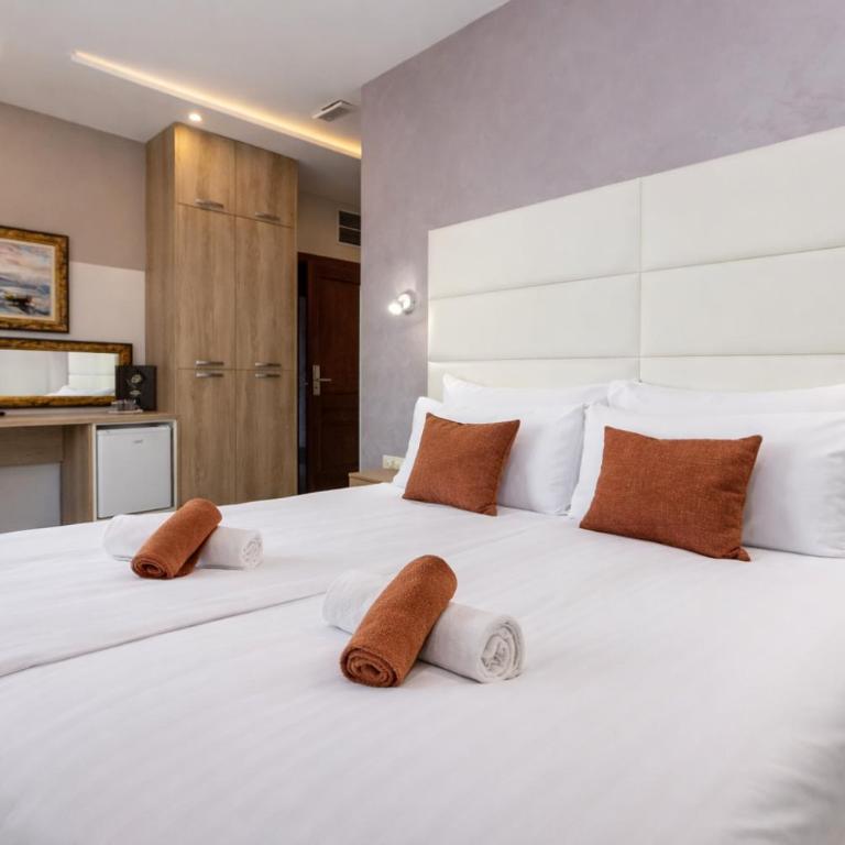 Hotel Butua Residence - Dvokrevetna Soba sa Bračnim Krevetom - 2