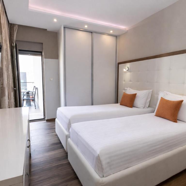 Hotel Butua Residence - Dvokrevetna Soba sa Zasebnim Krevetima i Balkonom - 4