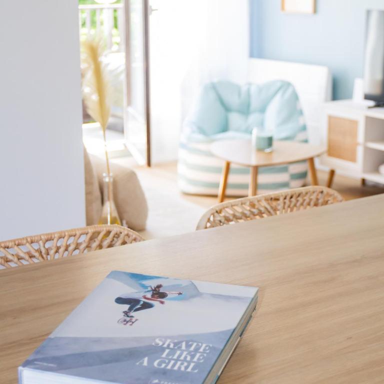 Appartement Double Balcon 4 pers plage 100m - Apartment - 14