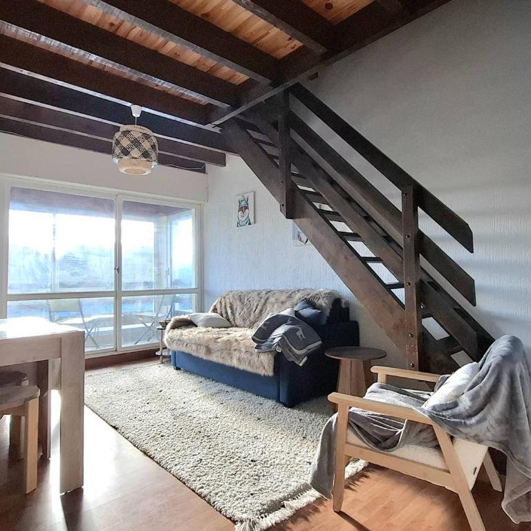Charmant T2 Cabine cosy loggia fermée - FR-1-592-93 - Appartement - 1