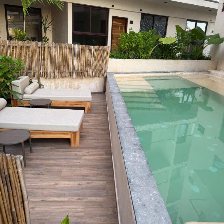 Beach Loft Style and Beach Heated Pool - One-Bedroom Apartment - 41