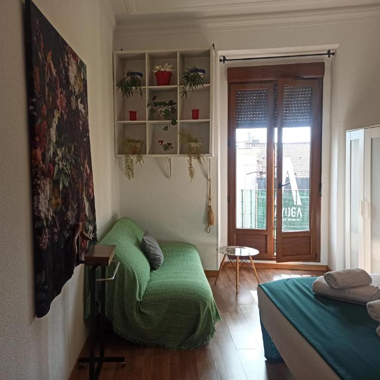 Atocha Luminoso y Amplio - Two-Bedroom Apartment - 3
