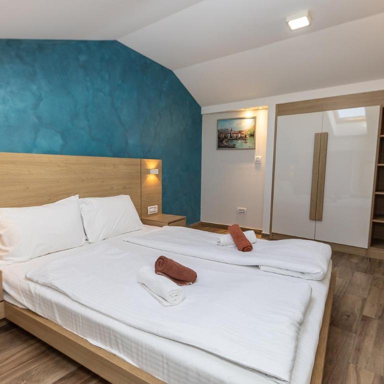 Hotel Butua Residence - Trokrevetna Soba - 6