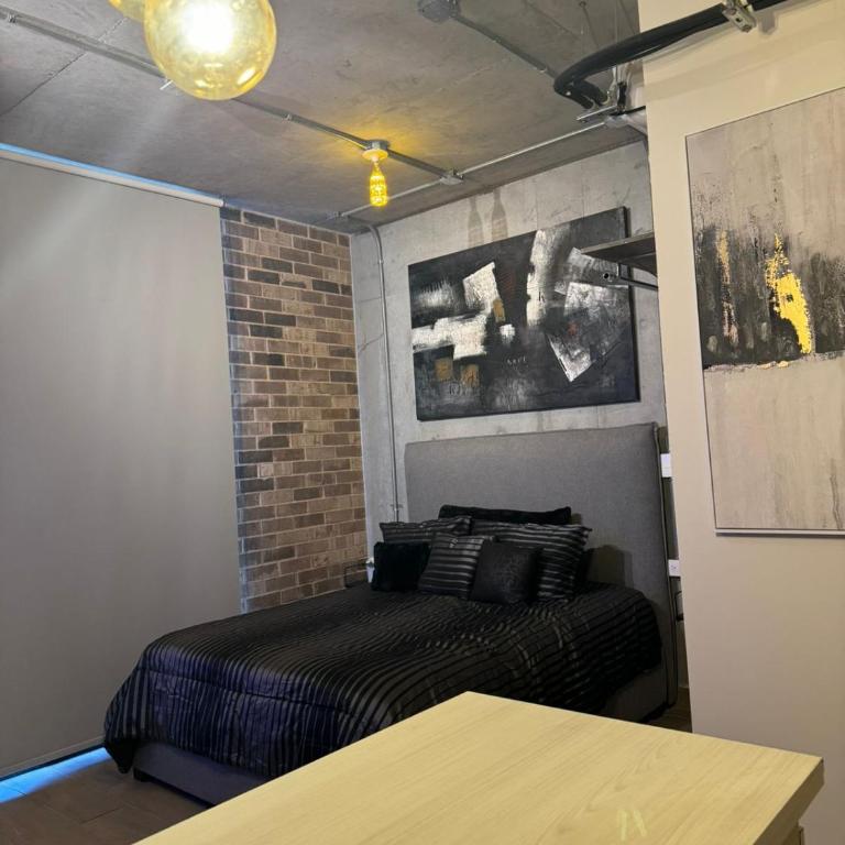 Excellent apartment Location - One-Bedroom Apartment - 2