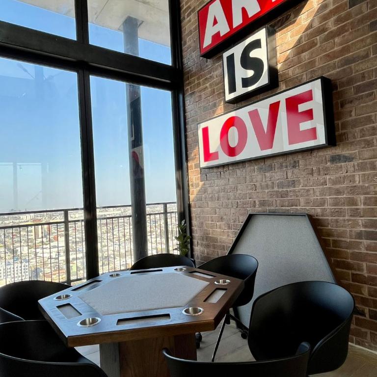 Excellent apartment Location - One-Bedroom Apartment - 11