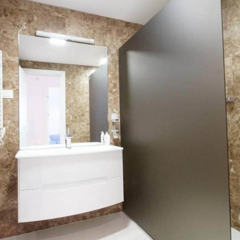 Vista Deluxe apartment - Tre Canne Budva - Obiteljski apartman sa dvije spavaće sobe s pogledom - 16