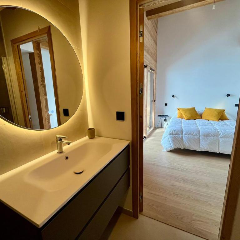 Chalet Ski-In 3 Chambres avec Parking et Wifi - FR-1-459-256 - Chalet - 7