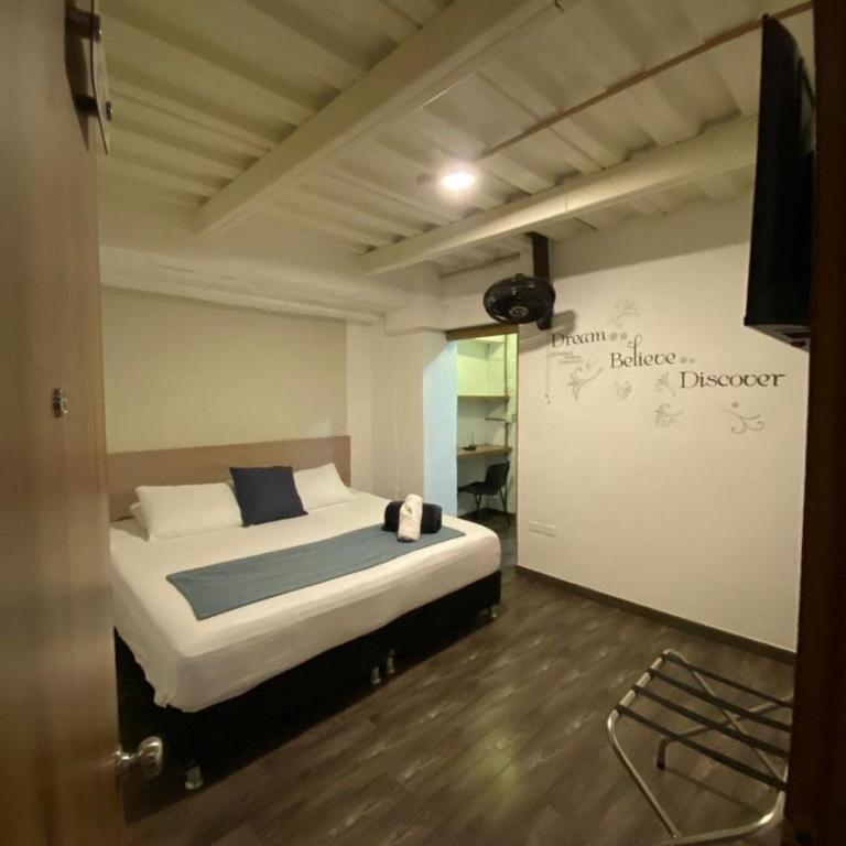 Carriqui Garden Hotel - Double Room - 4