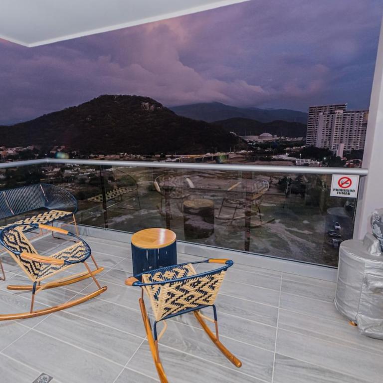 NEW!! Family-Friendly Modern 2BR/2BA • Steps to Beach - Two-Bedroom Apartment with Ocean View - 23