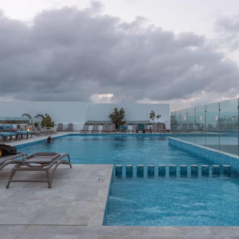Top central location, 100MB Wifi and Ocean View - Apartment - 27