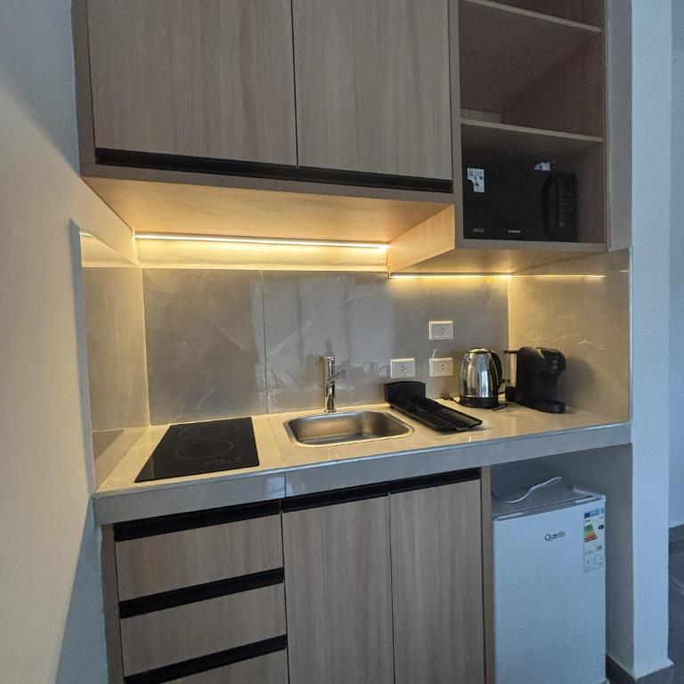 Yvytu Rent Suites - One-Bedroom Apartment - 14