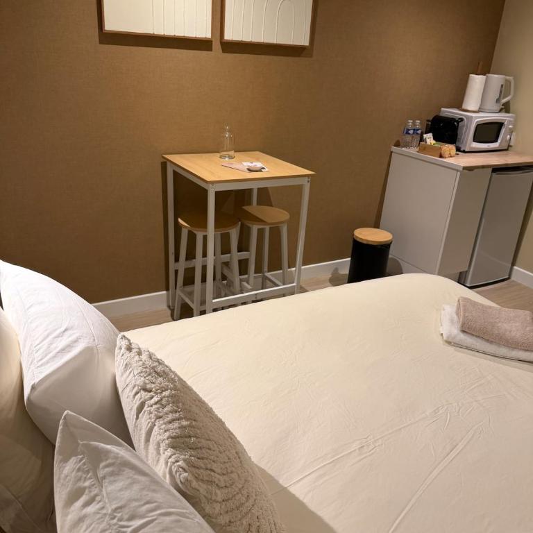 Suite du Spa 4 - Parking Privé Gratuit - Apartment mit 1 Schlafzimmer - 7