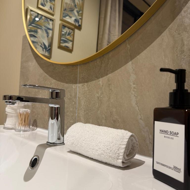 Suite du Spa 4 - Parking Privé Gratuit - Apartment mit 1 Schlafzimmer - 17