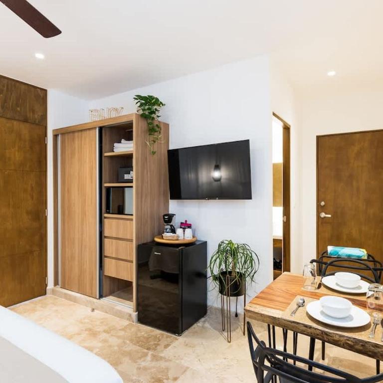 IPANA for 16 People - Studio - 43