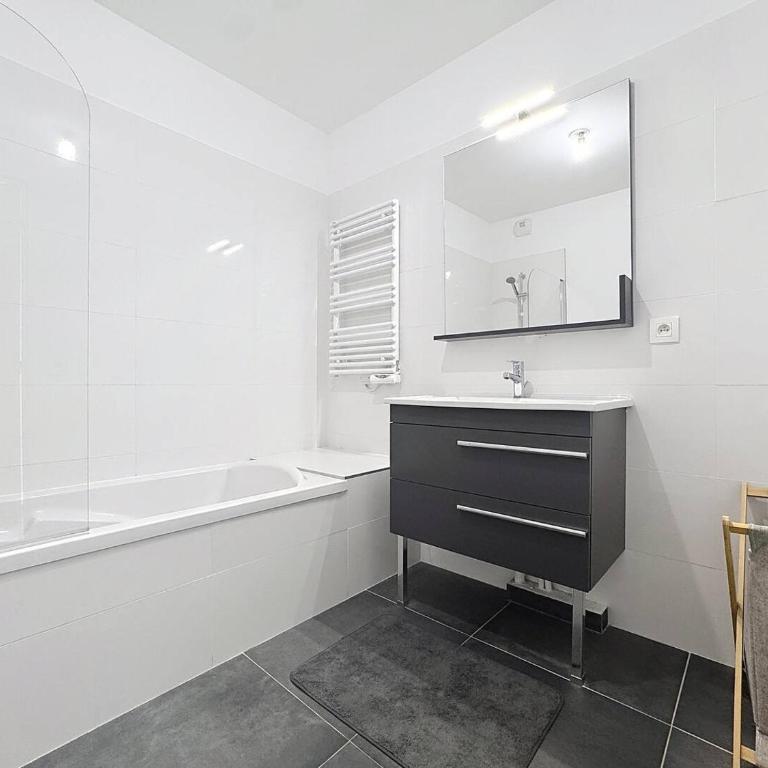 Comfort and relaxation and swimming pool - Appartement 2 Chambres - 11