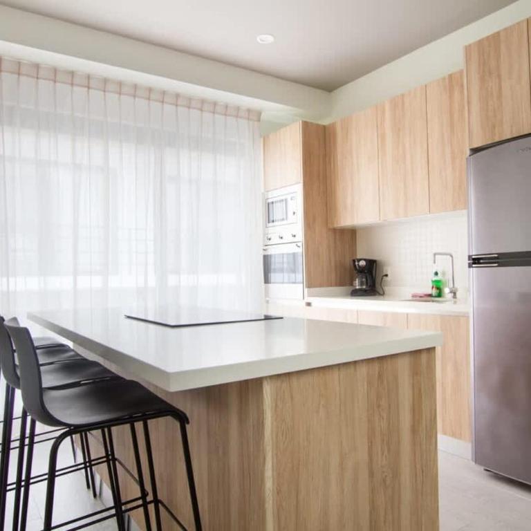 Amazing 2BR penthouse with private rooftop pool - Two-Bedroom Apartment - 5