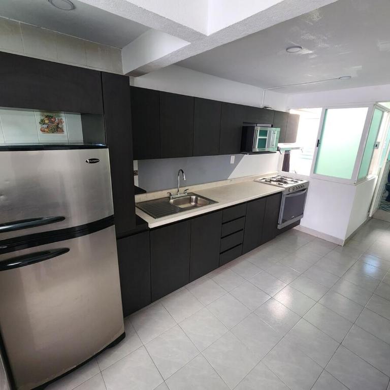 Suite 2 blocks from Estadio Banorte - Two-Bedroom Apartment - 2