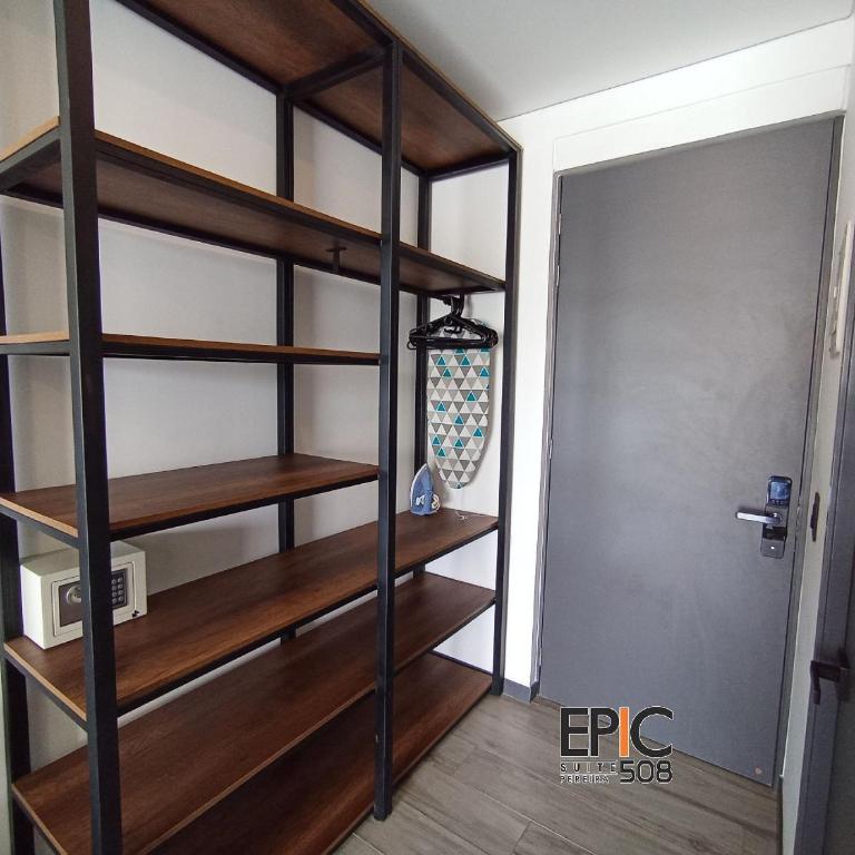 Epic Suite 508 Deluxe Airport - Deluxe One-Bedroom Apartment - 15