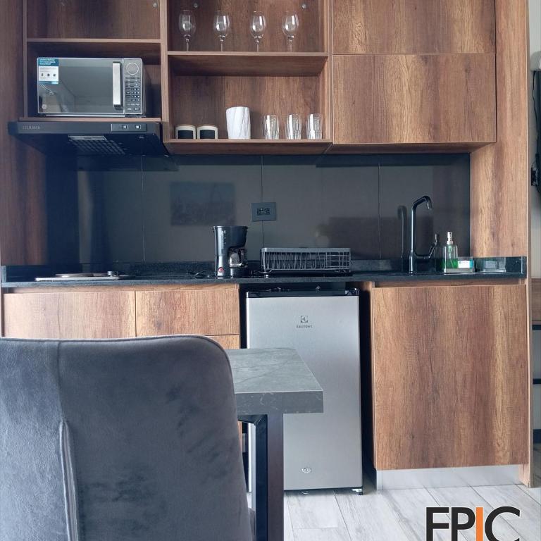 Epic Suite 508 Deluxe Airport - Deluxe One-Bedroom Apartment - 27