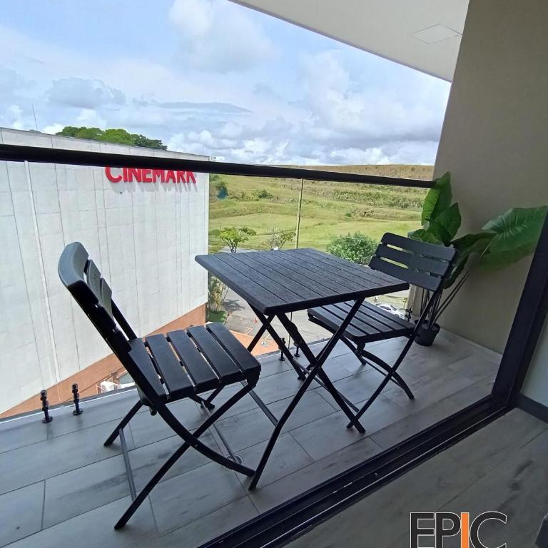 Epic Suite 508 Deluxe Airport - Deluxe One-Bedroom Apartment - 32