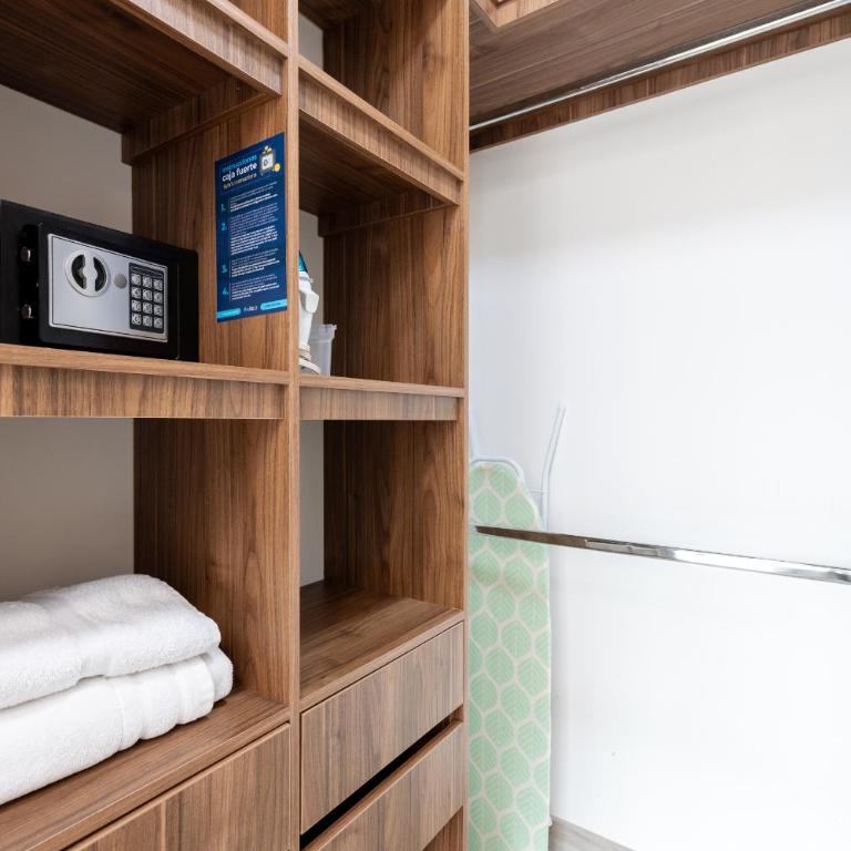 Kyux Studios by MOME - Standard Twin Room with Mountain View - 2