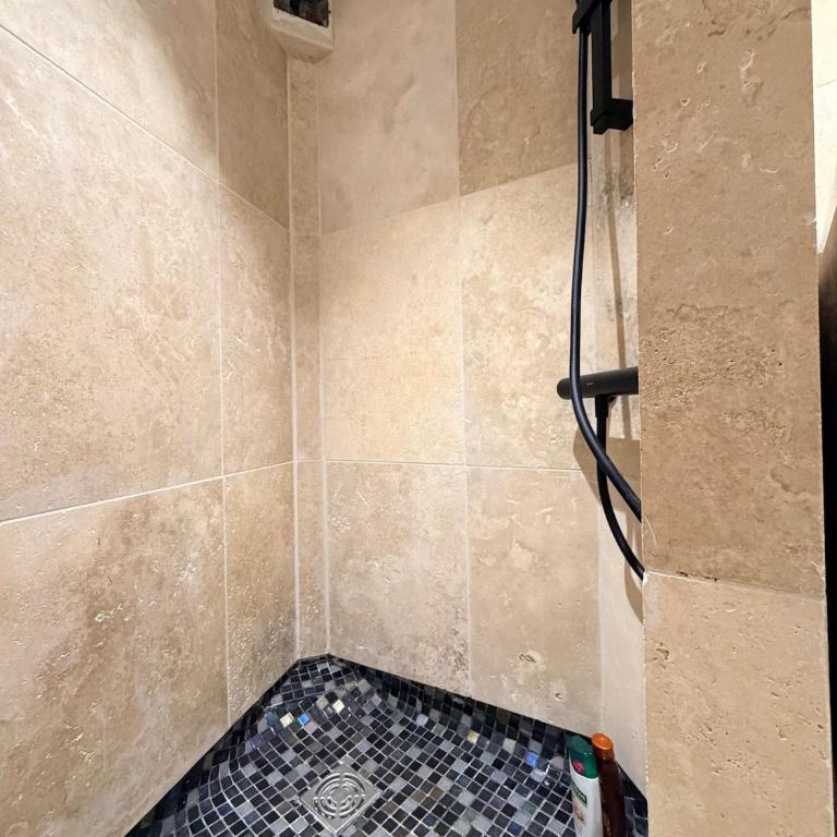 Aix-en-Provence - Studio hyper centre Neuf avec Clim - Appartement 1 Chambre - 35