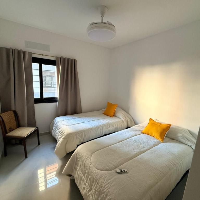 Monte Grande Family Stay - Balcón y parilla - Apartamento de 2 dormitorios con balcón - 37