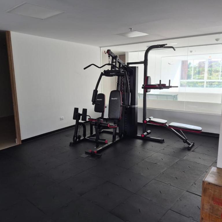 Exclusive 13th-Floor Luxury Apt in Garden City - Three-Bedroom Apartment - 23