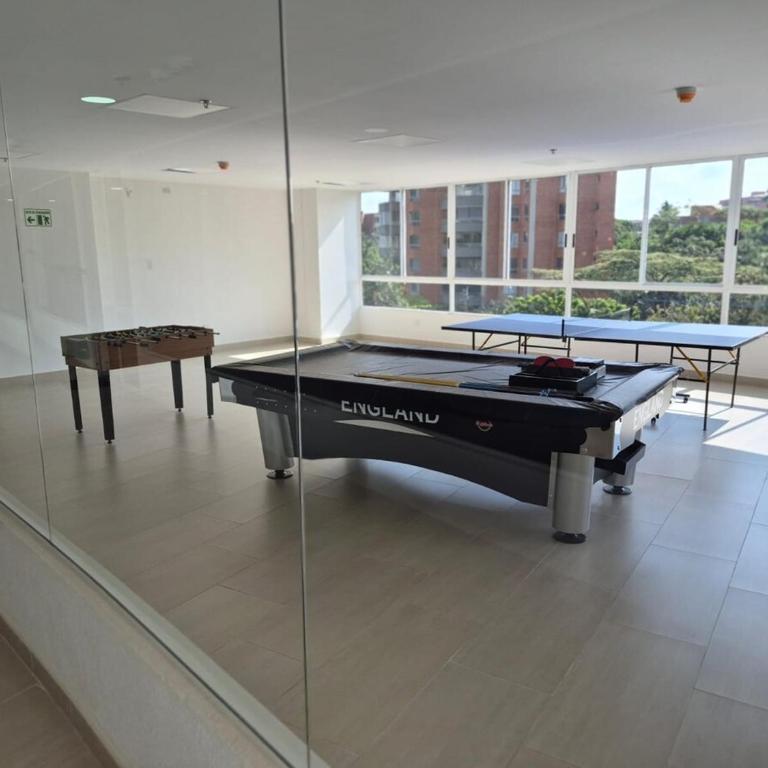 Exclusive 13th-Floor Luxury Apt in Garden City - Three-Bedroom Apartment - 55