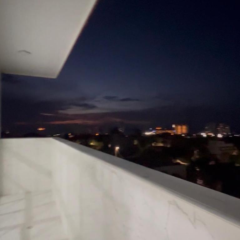 Serenity House - Double Room with Balcony - 5