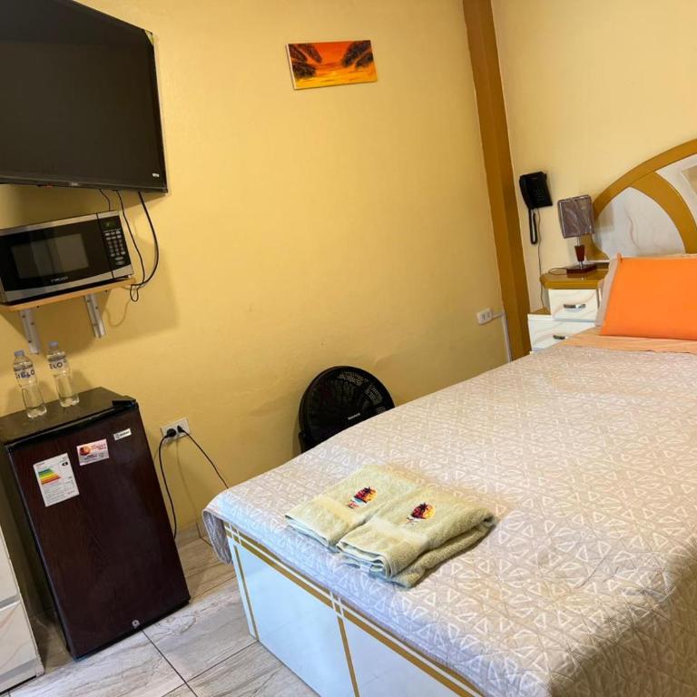 Hotel Sunset Chancay - Standard Double Room with Two Double Beds - 1