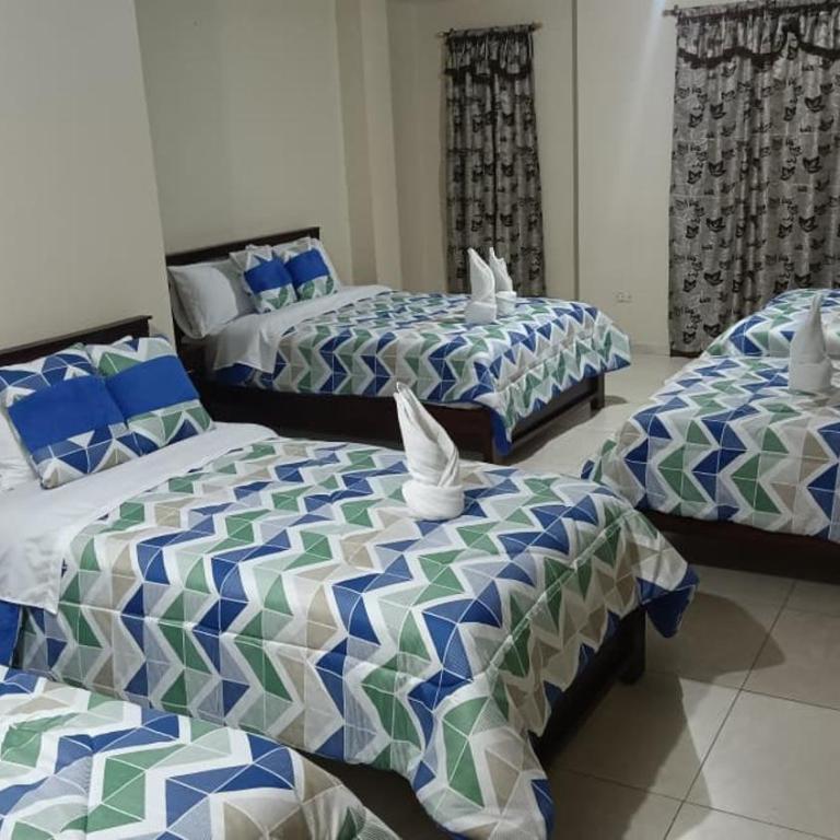 Refugio Volcán Tungurahua - Family Room with Shared Bathroom - 3
